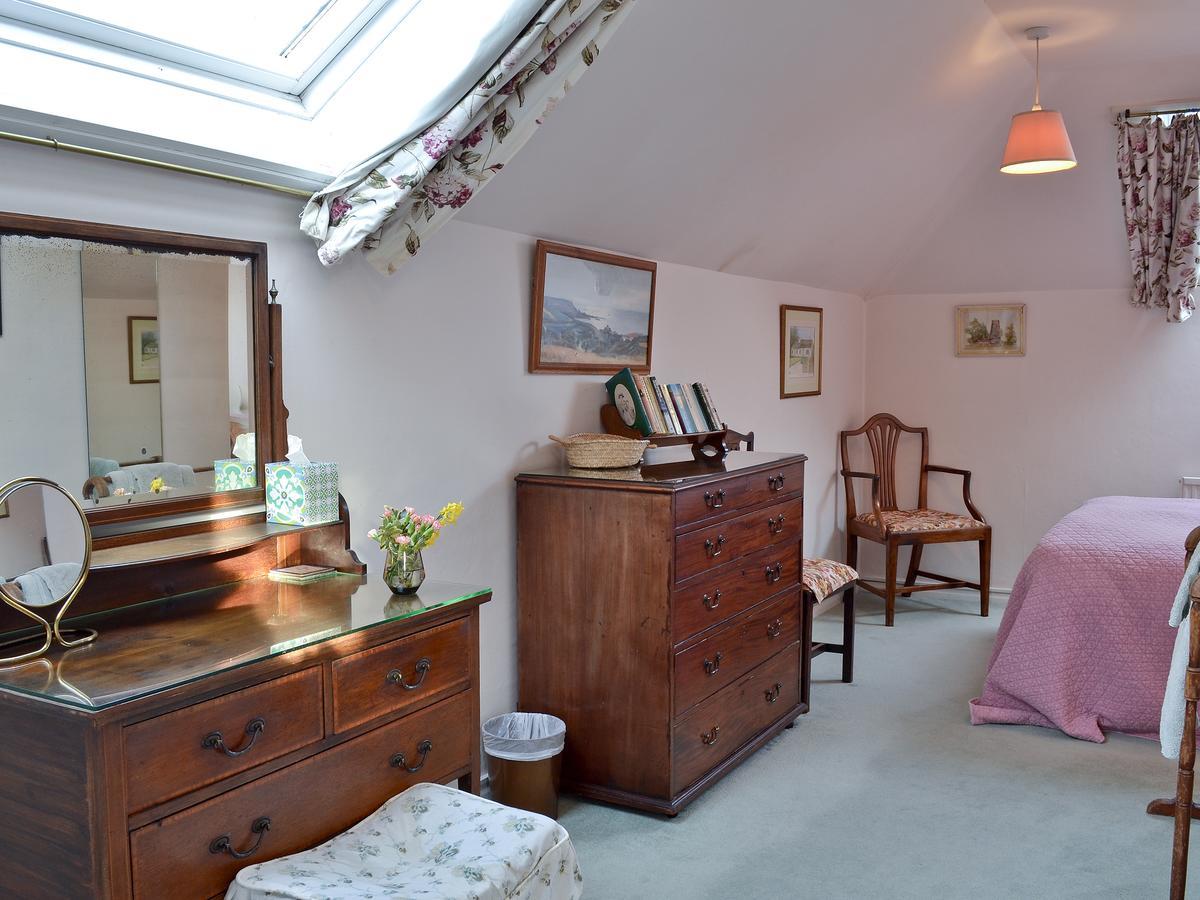 Swallow Barn Villa Chobham  ภายนอก รูปภาพ